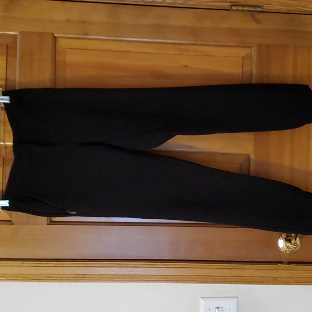 White House Black Marker Ankle Pants